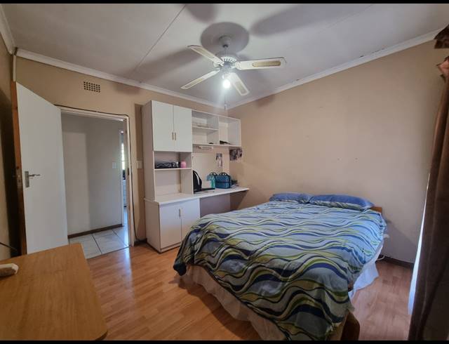 4 BEDROOM HOUSE FOR SALE IN THREE RIVERS EAST